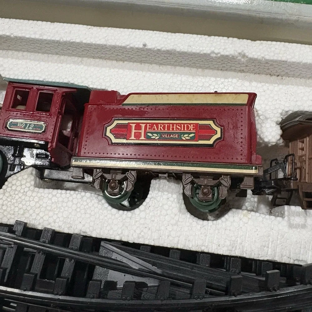 Vtg New Bright Hearthside Village Holiday Christmas Train No. 173 1994 Works